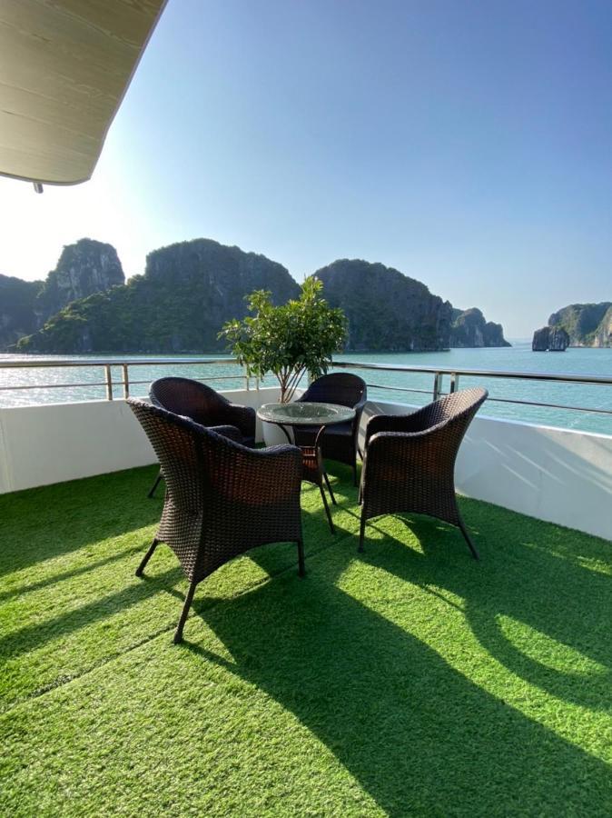 Quynh Yen Hotel Ha Long Esterno foto