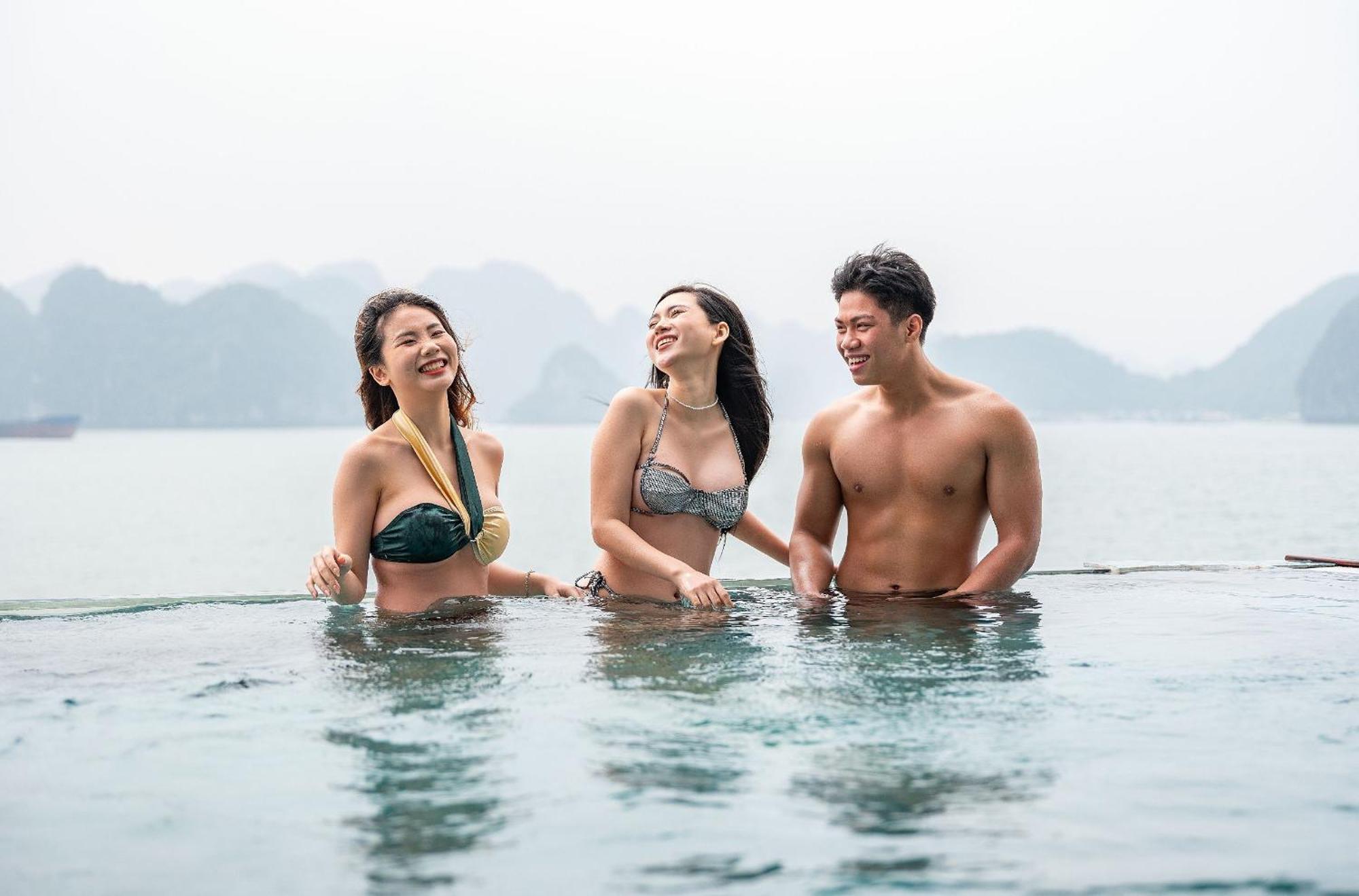 Quynh Yen Hotel Ha Long Esterno foto