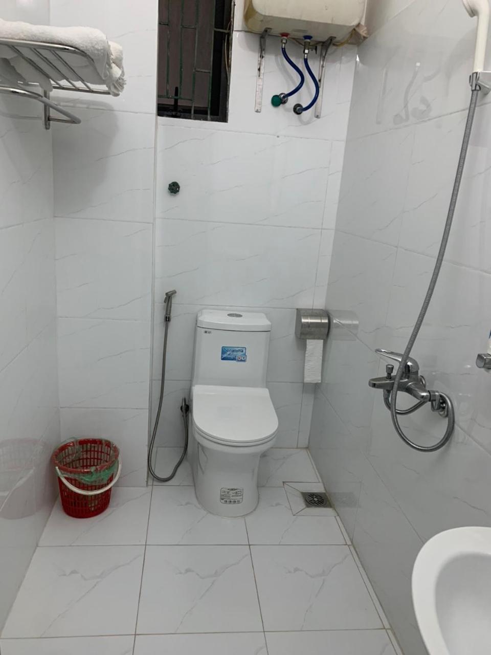 Quynh Yen Hotel Ha Long Esterno foto